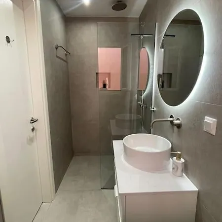 شقة E & G Figareto 3