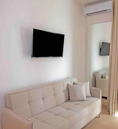 E & G Figareto 3 * קאנוני